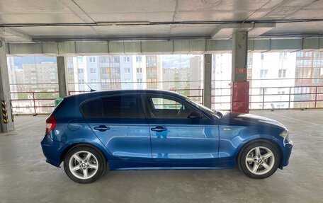 BMW 1 серия, 2005 год, 600 000 рублей, 3 фотография