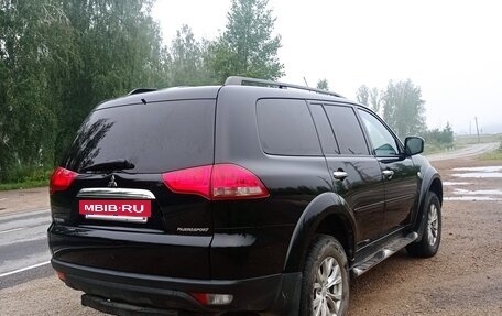 Mitsubishi Pajero Sport II рестайлинг, 2015 год, 1 800 000 рублей, 3 фотография