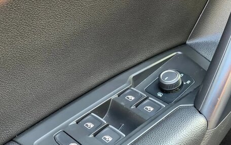 Volkswagen Tiguan II, 2021 год, 3 100 000 рублей, 6 фотография