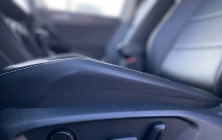 Volkswagen Tiguan II, 2021 год, 3 100 000 рублей, 10 фотография