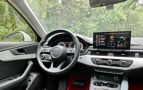 Audi A4, 2022 год, 2 900 006 рублей, 10 фотография