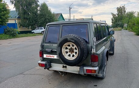 Nissan Patrol, 1995 год, 800 000 рублей, 2 фотография