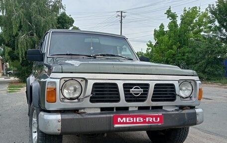 Nissan Patrol, 1995 год, 800 000 рублей, 1 фотография