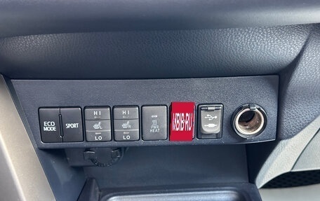 Toyota RAV4, 2014 год, 1 799 000 рублей, 18 фотография