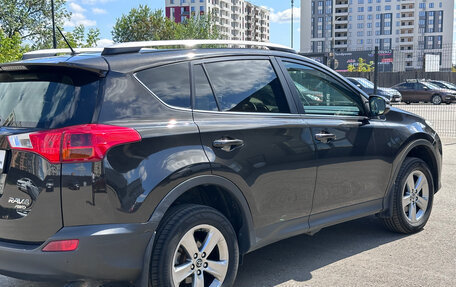 Toyota RAV4, 2014 год, 1 799 000 рублей, 31 фотография