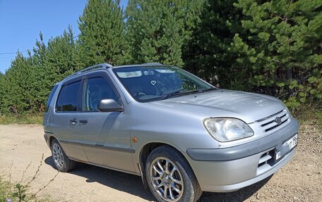 Toyota Raum I, 1997 год, 390 000 рублей, 3 фотография