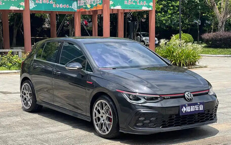 Volkswagen Golf GTI, 2021 год, 2 460 690 рублей, 4 фотография
