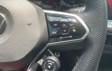 Volkswagen Golf GTI, 2021 год, 2 460 690 рублей, 12 фотография