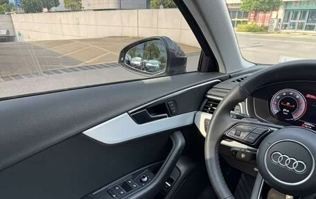 Audi A4, 2022 год, 2 245 006 рублей, 13 фотография