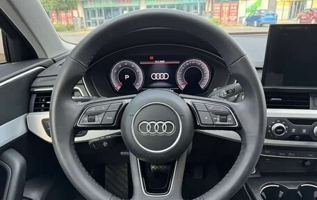 Audi A4, 2022 год, 2 245 006 рублей, 8 фотография