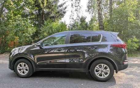 KIA Sportage IV рестайлинг, 2018 год, 1 600 000 рублей, 4 фотография