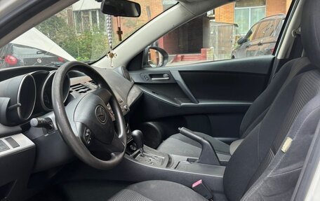Mazda 3, 2012 год, 600 000 рублей, 10 фотография