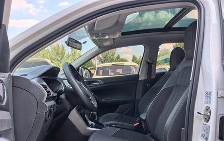 Volkswagen T-Cross I, 2021 год, 1 540 000 рублей, 9 фотография