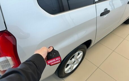 Toyota Succeed I рестайлинг, 2020 год, 1 279 000 рублей, 25 фотография