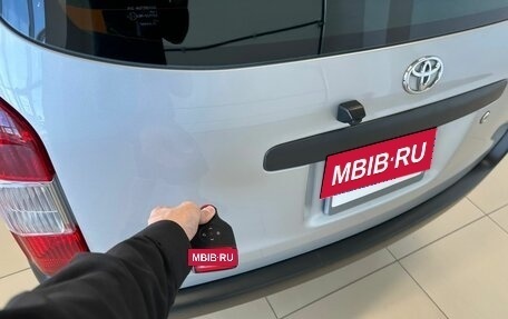 Toyota Succeed I рестайлинг, 2020 год, 1 279 000 рублей, 24 фотография