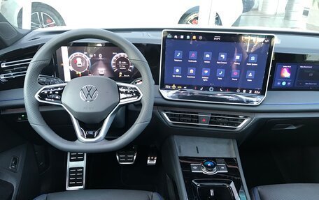 Volkswagen Tiguan, 2024 год, 5 100 000 рублей, 7 фотография