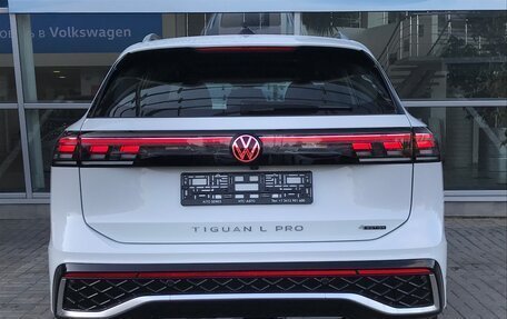Volkswagen Tiguan, 2024 год, 5 100 000 рублей, 12 фотография