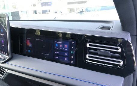 Volkswagen Tiguan, 2024 год, 5 100 000 рублей, 15 фотография