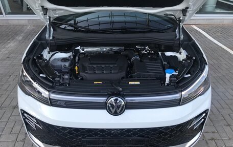 Volkswagen Tiguan, 2024 год, 5 100 000 рублей, 19 фотография