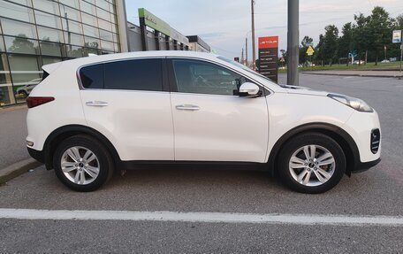 KIA Sportage IV рестайлинг, 2018 год, 1 800 000 рублей, 5 фотография