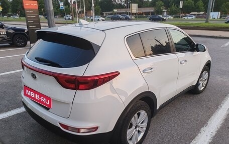 KIA Sportage IV рестайлинг, 2018 год, 1 800 000 рублей, 16 фотография
