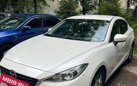 Mazda 3, 2015 год, 1 500 000 рублей, 2 фотография