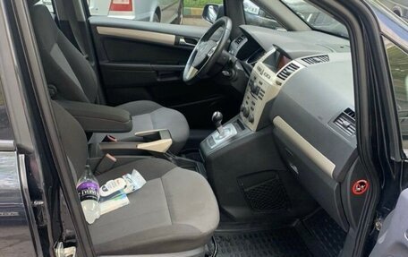 Opel Zafira B, 2008 год, 450 000 рублей, 10 фотография