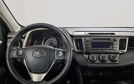 Toyota RAV4, 2014 год, 1 760 000 рублей, 10 фотография