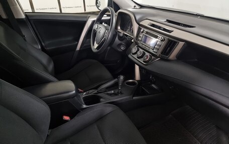 Toyota RAV4, 2014 год, 1 760 000 рублей, 9 фотография