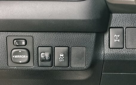 Toyota RAV4, 2014 год, 1 760 000 рублей, 17 фотография