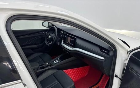Skoda Octavia IV, 2022 год, 2 210 000 рублей, 7 фотография