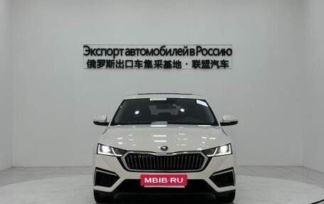 Skoda Octavia IV, 2022 год, 2 210 000 рублей, 2 фотография