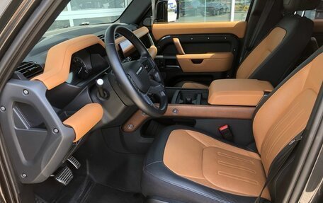 Land Rover Defender II, 2023 год, 13 950 000 рублей, 13 фотография