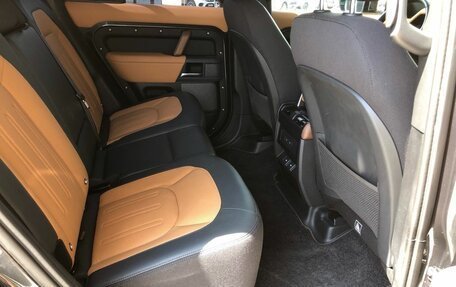 Land Rover Defender II, 2023 год, 13 950 000 рублей, 25 фотография