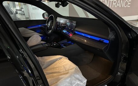 BMW M5, 2025 год, 23 690 000 рублей, 8 фотография