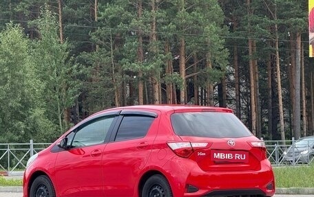 Toyota Vitz, 2018 год, 1 050 000 рублей, 2 фотография
