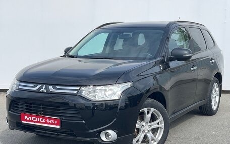 Mitsubishi Outlander III рестайлинг 3, 2012 год, 1 750 000 рублей, 1 фотография
