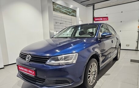 Volkswagen Jetta VI, 2013 год, 699 000 рублей, 1 фотография