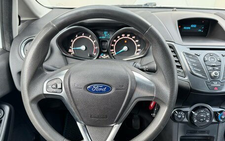Ford Fiesta, 2015 год, 849 000 рублей, 9 фотография