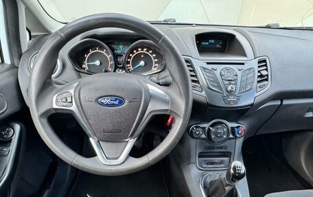Ford Fiesta, 2015 год, 849 000 рублей, 10 фотография