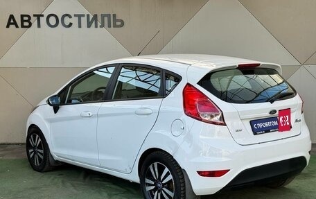 Ford Fiesta, 2015 год, 849 000 рублей, 4 фотография
