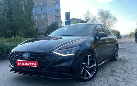 Hyundai Sonata VIII, 2020 год, 2 150 000 рублей, 2 фотография