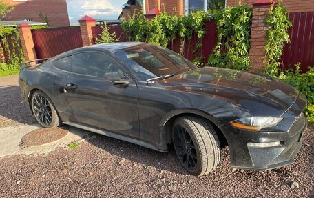 Ford Mustang VI рестайлинг, 2019 год, 3 200 000 рублей, 2 фотография