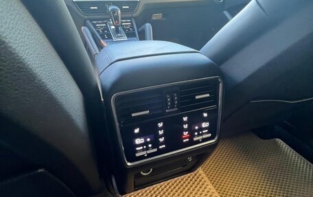 Porsche Cayenne III, 2018 год, 6 300 000 рублей, 12 фотография