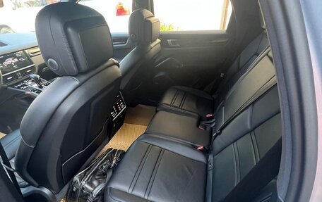Porsche Cayenne III, 2018 год, 6 300 000 рублей, 17 фотография
