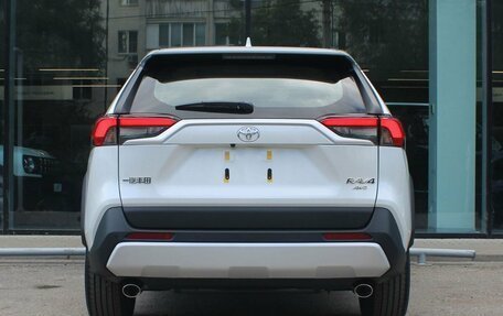 Toyota RAV4, 2025 год, 3 980 000 рублей, 6 фотография