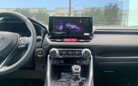 Toyota RAV4, 2025 год, 3 980 000 рублей, 13 фотография