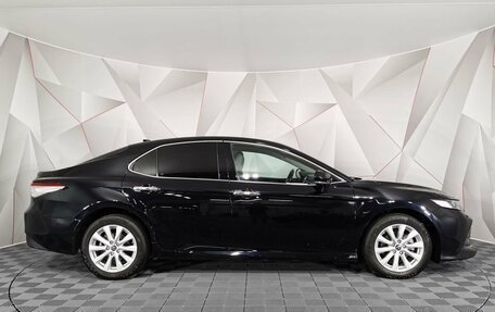 Toyota Camry, 2019 год, 2 565 000 рублей, 6 фотография