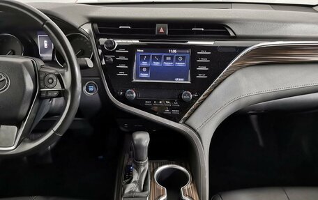 Toyota Camry, 2019 год, 2 565 000 рублей, 13 фотография
