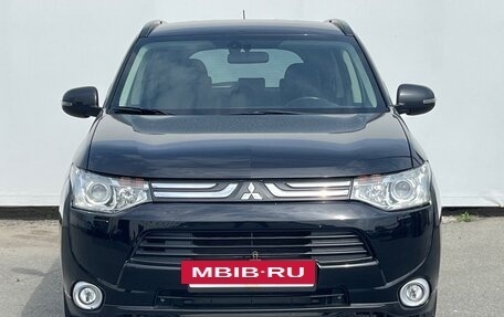 Mitsubishi Outlander III рестайлинг 3, 2012 год, 1 750 000 рублей, 2 фотография